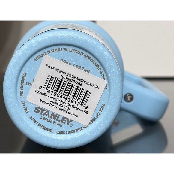 Stanley Quencher H2.0 FlowState 30oz Tumbler, POWDER BLUE CRUSH - Picture 4 of 4